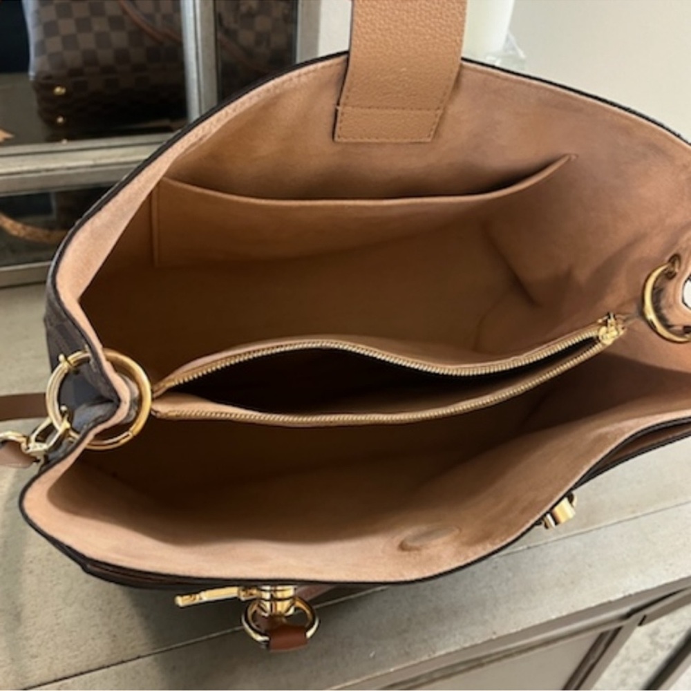 Louis Vuitton Damier Riverside Shoulder Bag - Picture 5 of 6